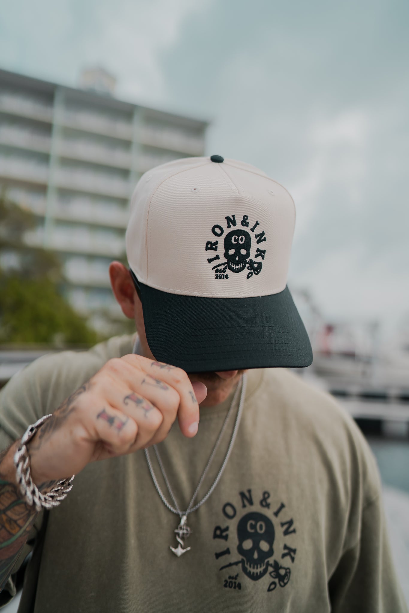 New "skull rose" two tone SnapBack- tan and black